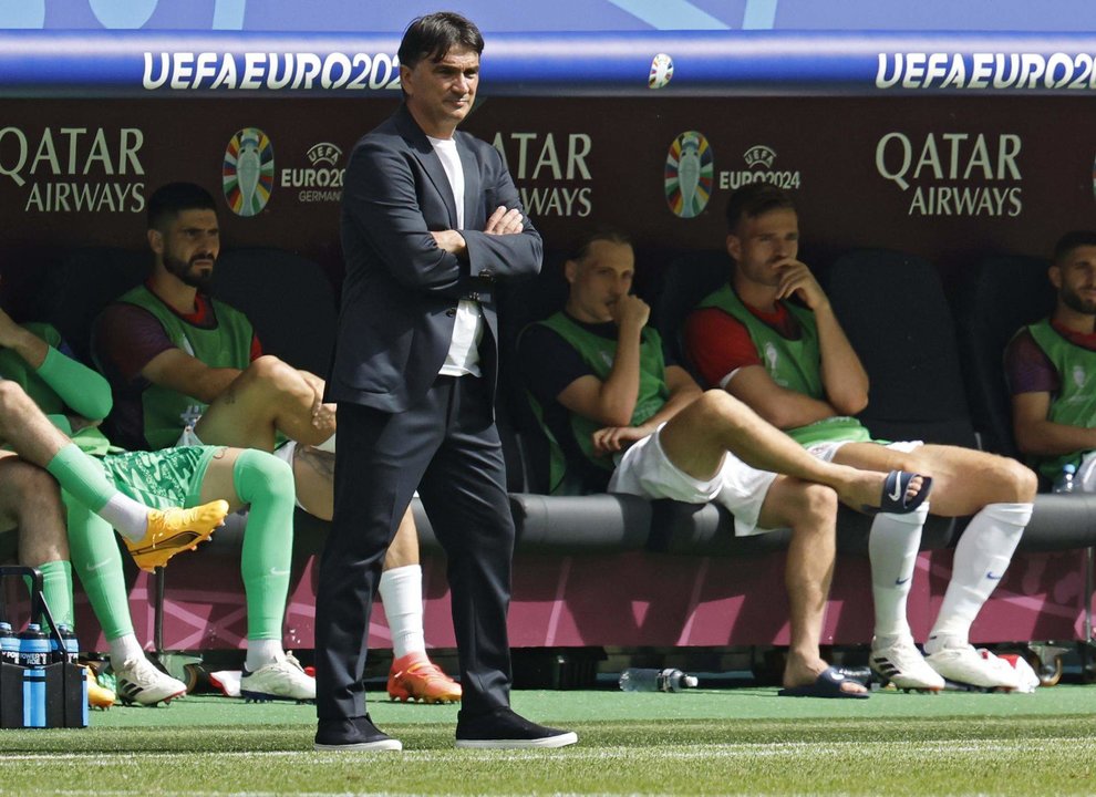 Zlatko Dalic, seleccionador de Croacia, en el partido ante Albania en Hamburgo, Alemania. EFE/EPA/ROBERT GHEMENT