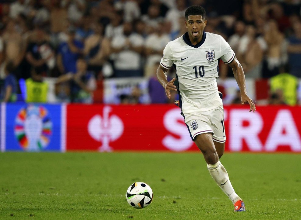 Imagen del inglés Jude Bellingham durante el partido de Inglaterra contra Eslovenia. EFE/EPA/YOAN VALAT