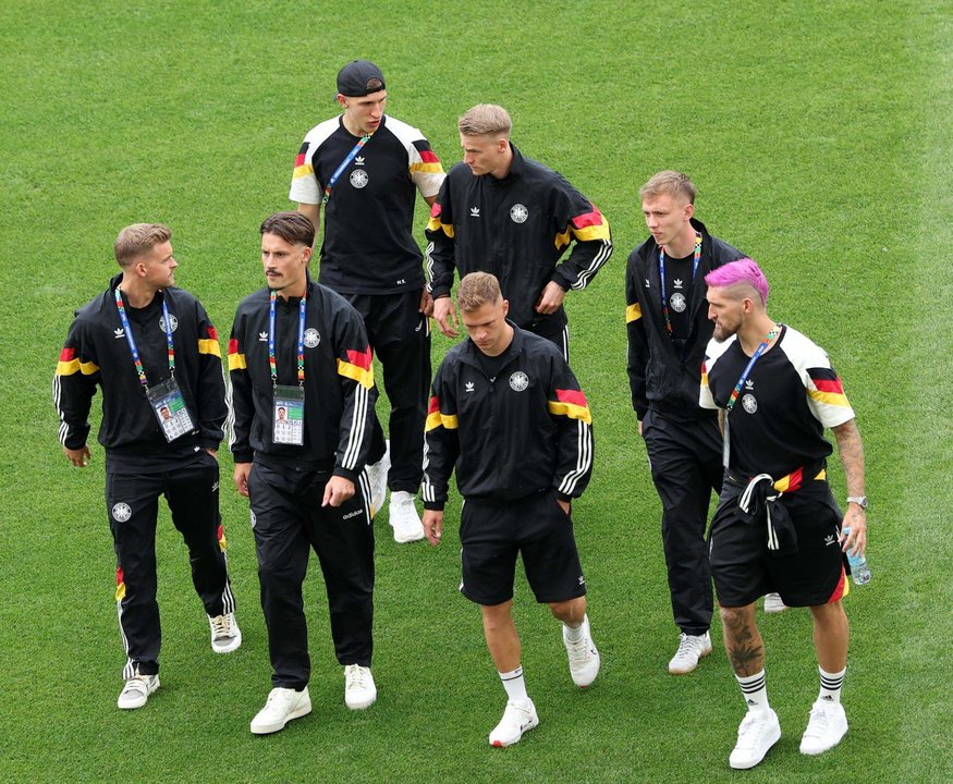 Los jugadores de Alemania en Stuttgart, Alemania. EFE/EPA/GEORGI LICOVSKI