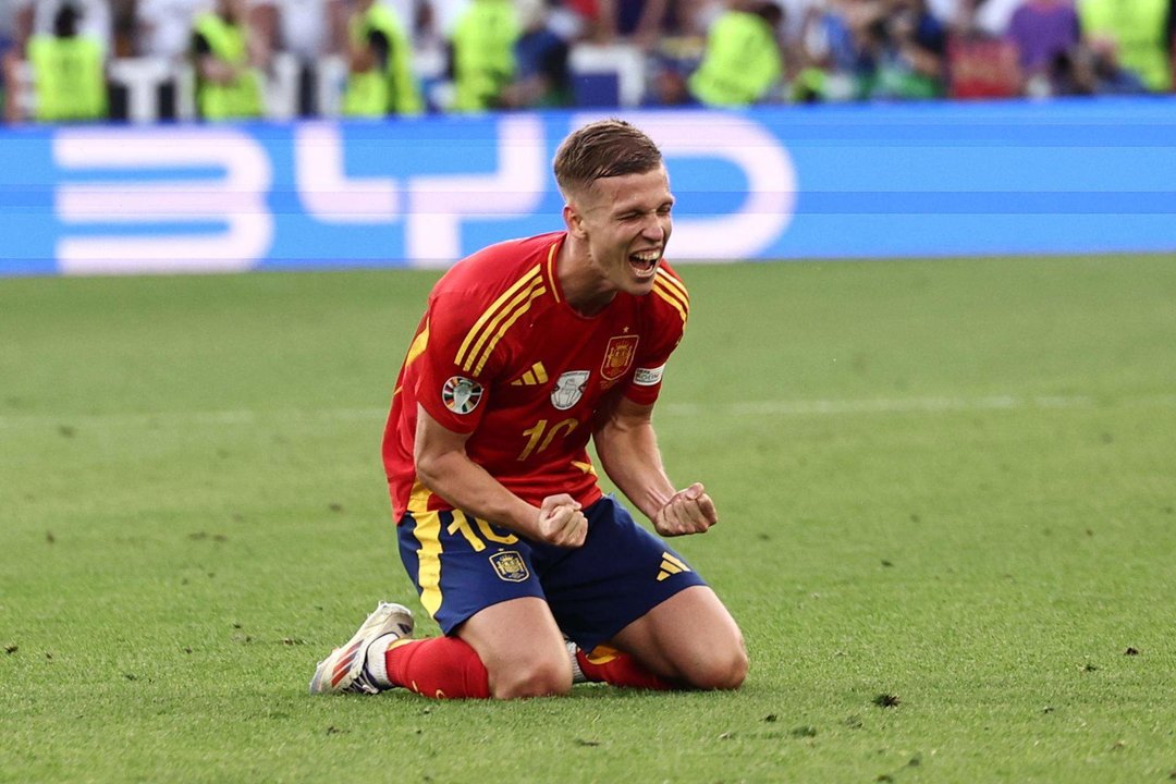 Dani Olmo durante el partido de cuartos de la Eurocopa 2024 entre España y Alemania en Stuttgart, AlemaniaEFE/EPA/ANNA SZILAGYI