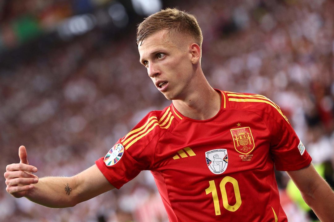 Dani Olmo ante Alemania en Stuttgart, Alemania. EFE/EPA/ANNA SZILAGYI