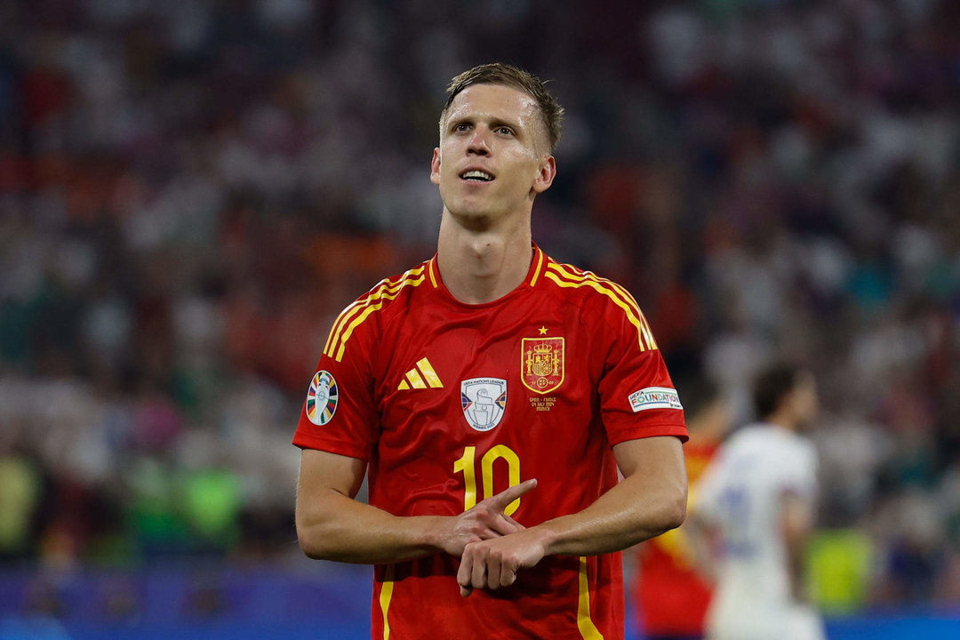 El centrocampista de la selección española Dani Olmo tras marcar el segundo gol ante Francia, en Múnich. EFE/Alberto Estévez